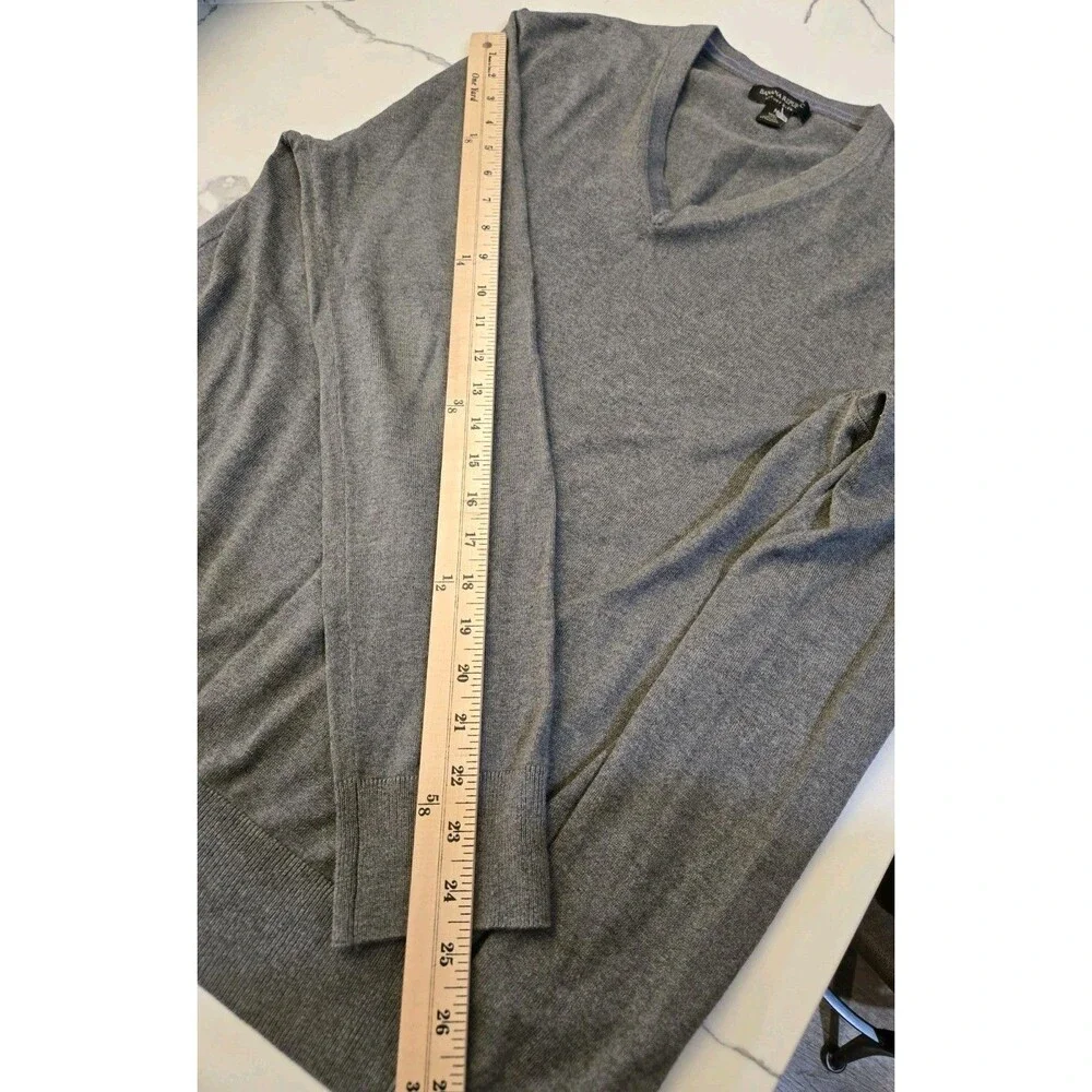 BANANA REPUBLIC MEN’S LUXURY BLEND SILK/ COTTON/CASHMERE V-NECK SWEATER GRAY M
